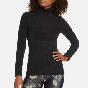 Nike Pro Hyperwarm Top Women’s Training Shirt VELOUR Top BV5558-010 Medium Black